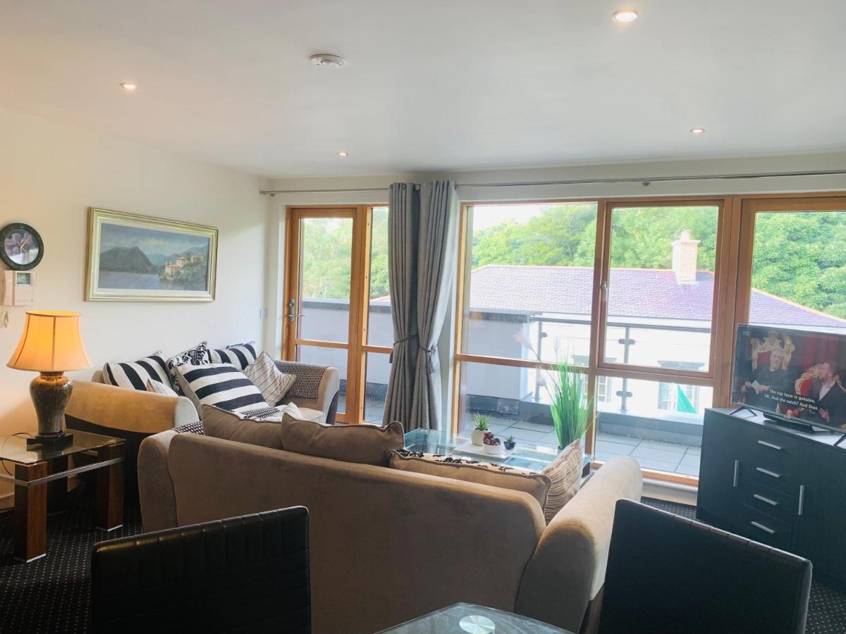 Appartamento Courthouse View Penthouse 2 Clifden Esterno foto